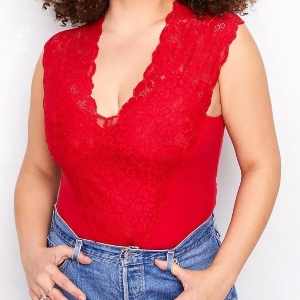 Revolve HAH | NWT Lady Like Lace Bodysuit in Rouge - Picture 4 of 6